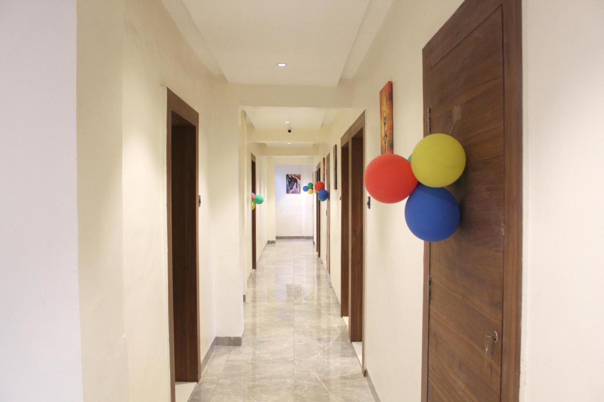Hotel India Gate Narhe, Pune Exteriör bild